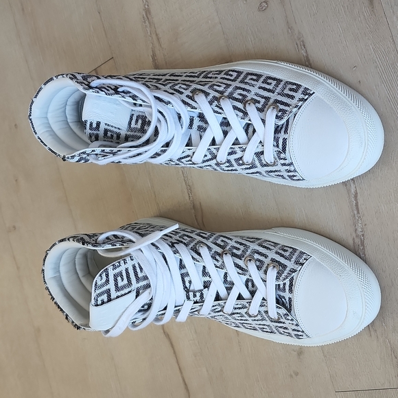 Givenchy Shoes - Picture 2 of 5